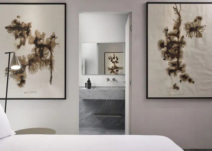 The Bank - Della Posta 4*