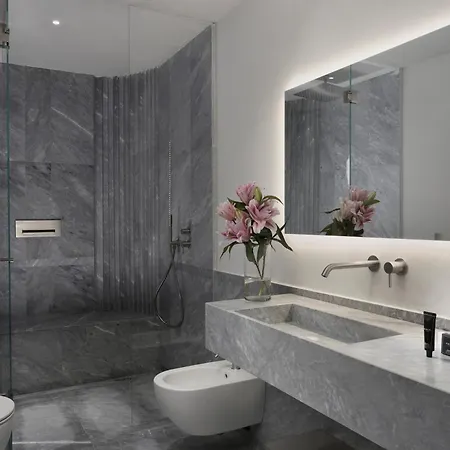 Della Posta, The Bank Hotel Perugia