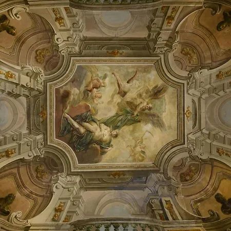 מלון The Bank - Della Posta 4*