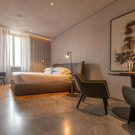 The Bank - Etruria Collection 4*