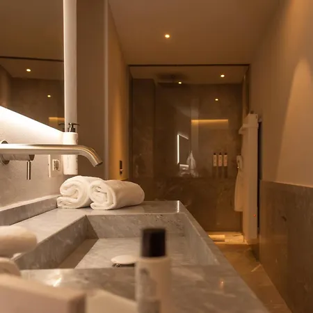 The Bank - Etruria Collection 4*