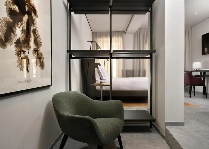 Della Posta, The Bank Hotel Perugia