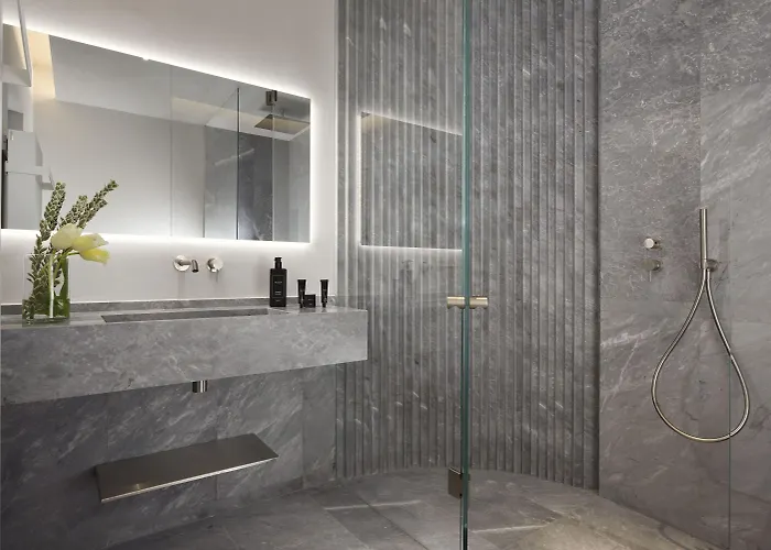 Della Posta, The Bank Hotel Perugia